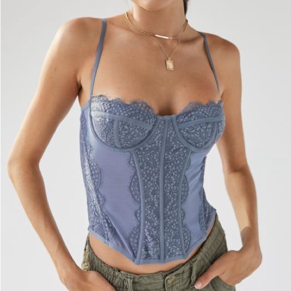 modern love corset - Picture 1 of 5